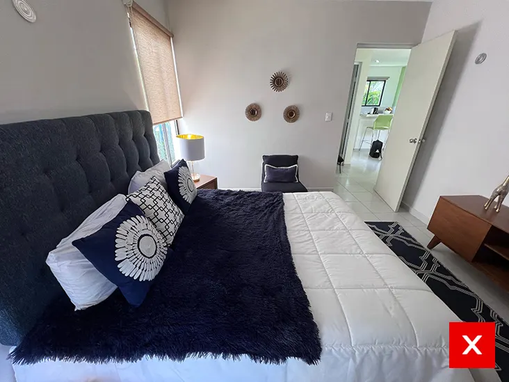 Foto antes — habitación con perspectiva incorrecta